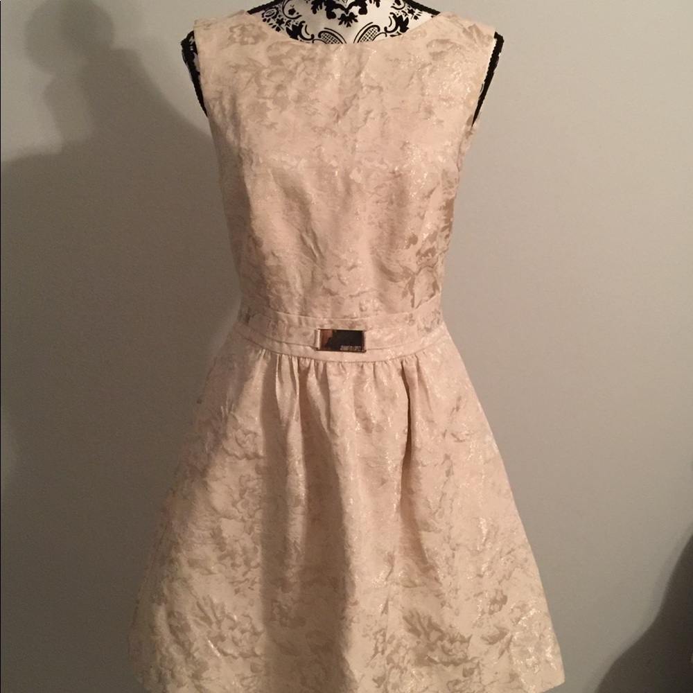 Cocktail dress by Jennifer Lopez